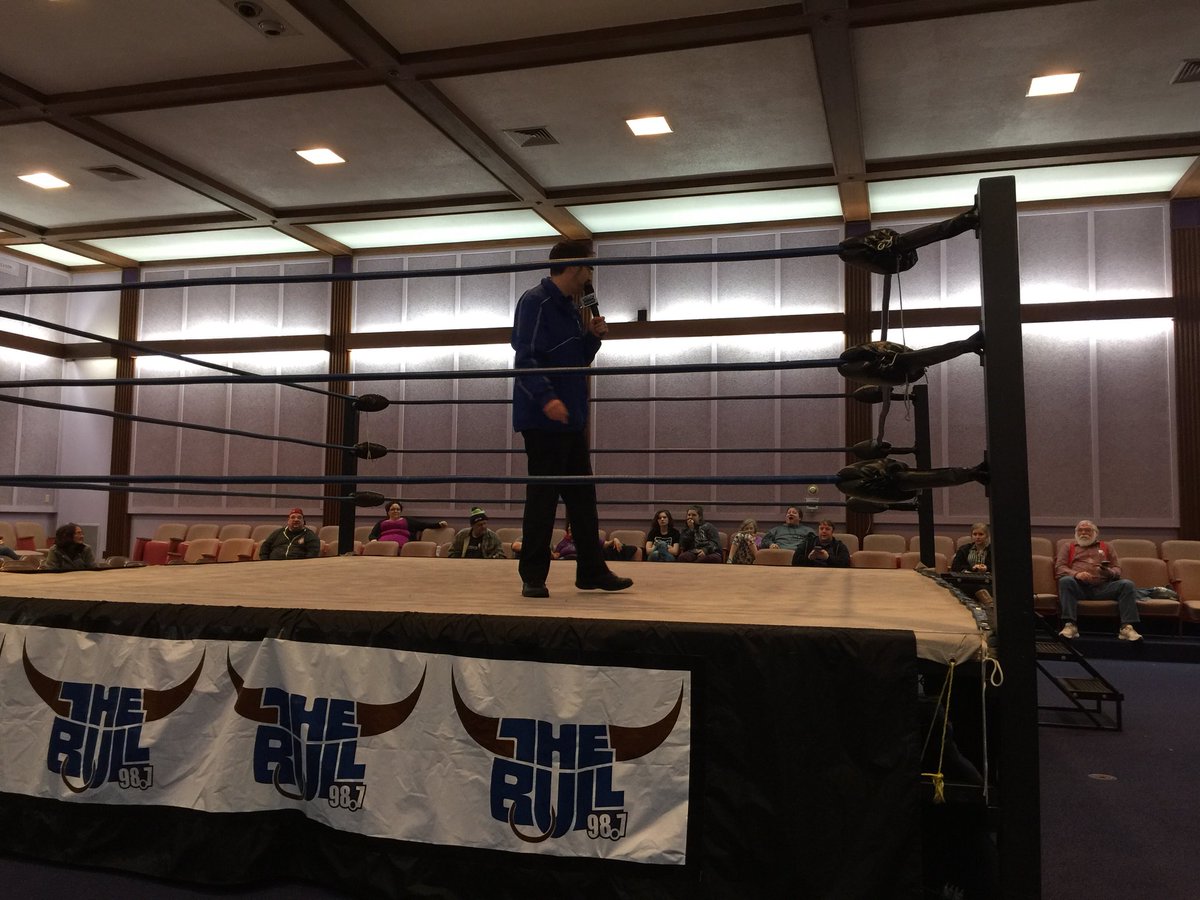BedeLivingston's tweet photo. @RJJillette keeping it going! #TheWCWC #HungerSlam2017 hour 5.5 https://t.co/tV9C0xkzfO