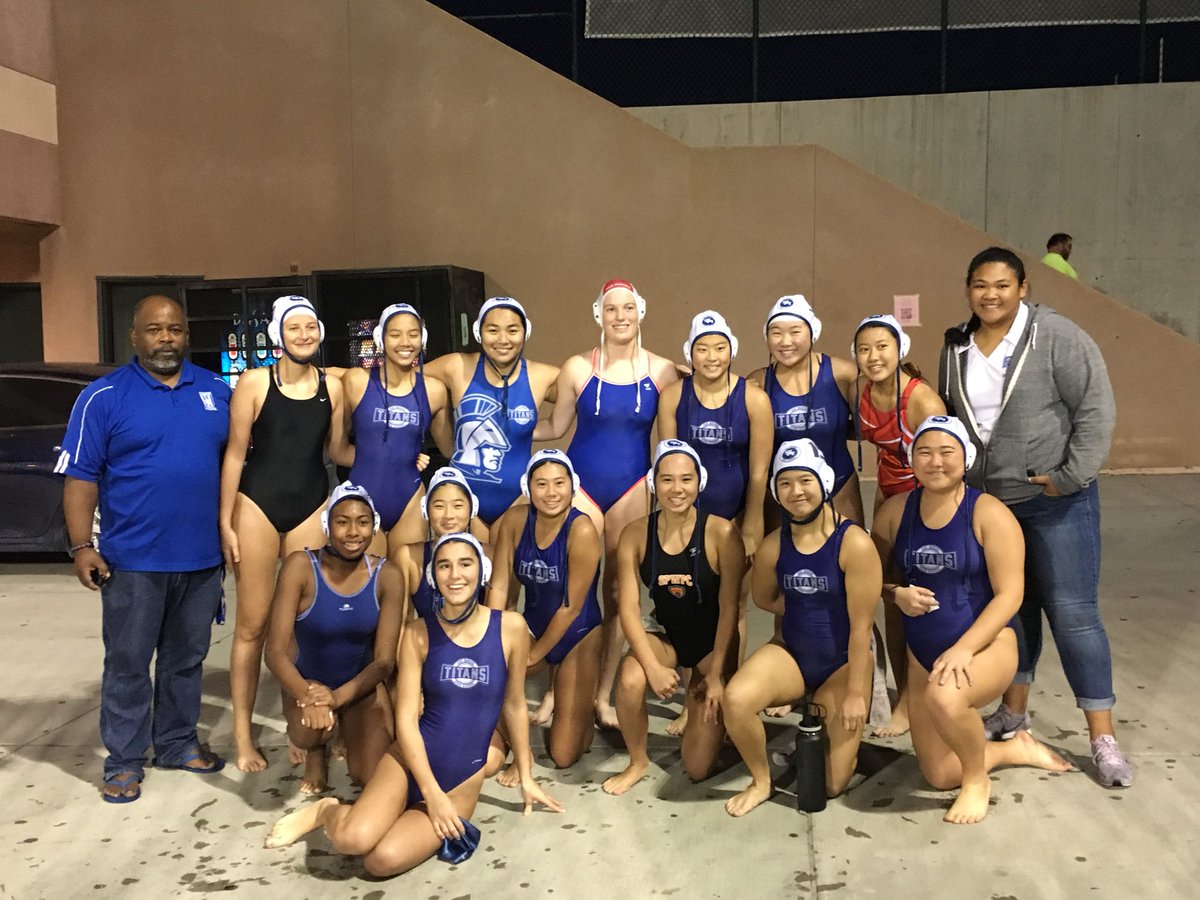 SMWA1's tweet photo. After losing 5-4 to Palisades in their semifinal match, SM matched up with host Burbank for the third place game. Led by Aladefa (8 gls) and I. Lee (5 steals), SM beat Burbank 15 - 9 to finish 3rd in the tournament. SM never trailed in the game. https://t.co/RmgeJxxCsr