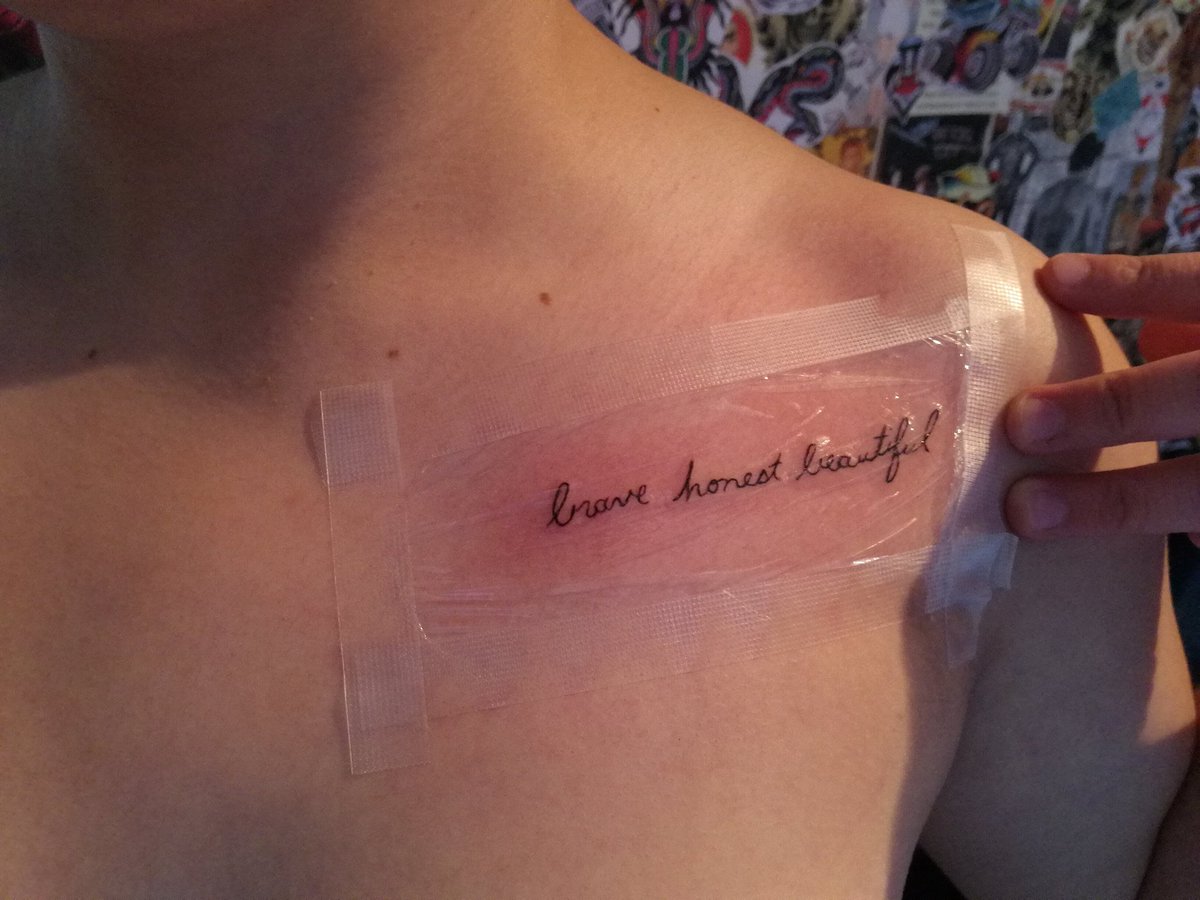 vicohyland's tweet photo. Brave Honest Beautiful ♥
I love them ♥♥♥♥
@FifthHarmony @LaurenJauregui @NormaniKordei @dinahjane97 @AllyBrooke
#BraveHonestBeautiful #Harmonizer #FifthHarmony #Reflection
@themikeinator @ClaramJauregui @WeLuvAllyB @Andiluv @MilikaAmasio @geez941 https://t.co/nq72eCKp1s