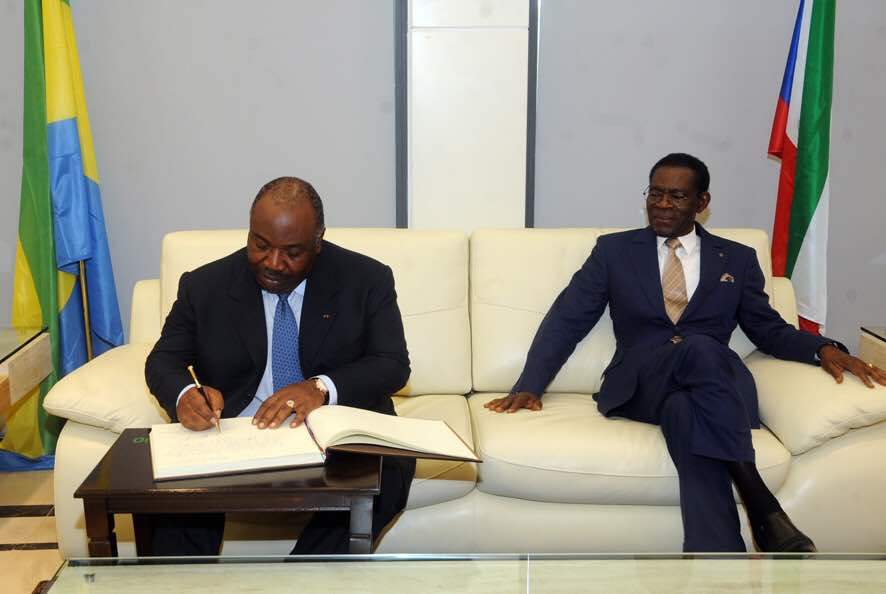 Smndong's tweet photo. Au terme de deux jours d’échange et de concertation avec @Plaid_Obiang, @PresidentABO s’est exprimé en faveur d’une intégration sous-régionale sécurisée : « oui à la libre circulation des biens et des personnes et oui à la sécurité également ». #Gabon #LeProgrammeEstVaste https://t.co/3Zbi1LTavw