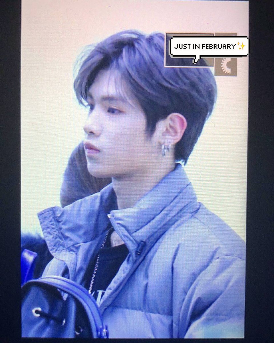 Just_inFebruary's tweet photo. #저스틴 #justin #黄明昊 
171203 GMP✨ https://t.co/TIOcjToPaB