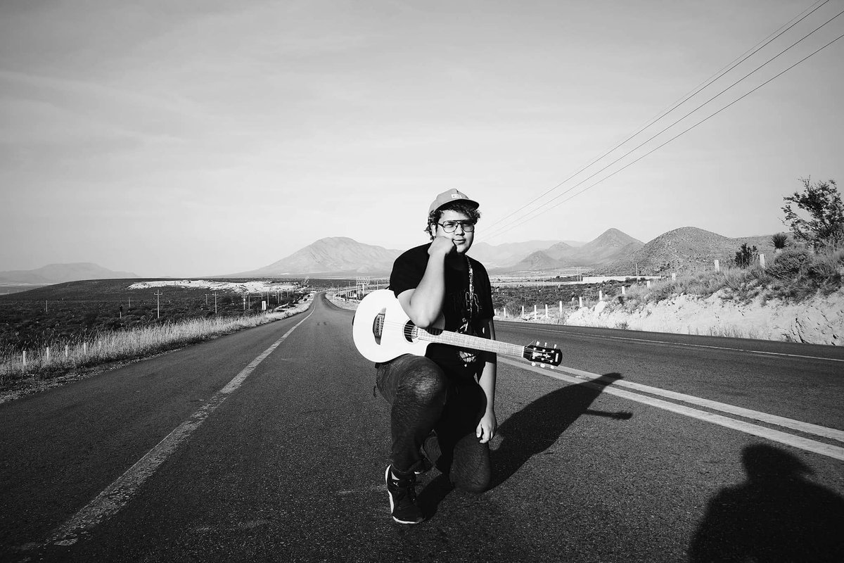 Esta noche toco en Zacatecas, besos 😘