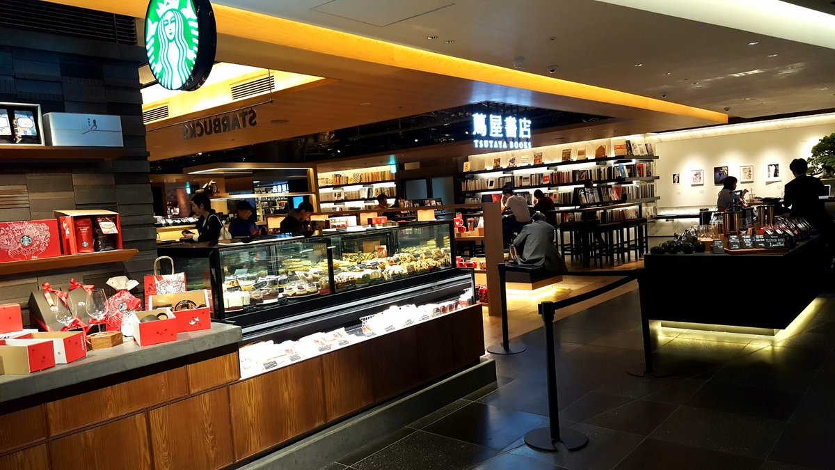 Clear Sky Ginza Six 視察 吹き抜けには草間彌生のアート作品 蔦屋書店 と スターバックス のコラボ店舗 地下3階には 観世能楽堂 半数以上がブランドショップの旗艦店 館内全体がワールドクラスのハイクオリティ 銀座シックス 蔦屋書店 Clear Sky Ginza Six 視察 吹き抜けには草間彌生のアート作品 蔦屋書店 と スターバックス のコラボ店舗 地下3階には 観世能楽堂 半数以上がブランドショップの旗艦店 館内全体がワールドクラスのハイクオリティ 銀座シックス 蔦屋書店