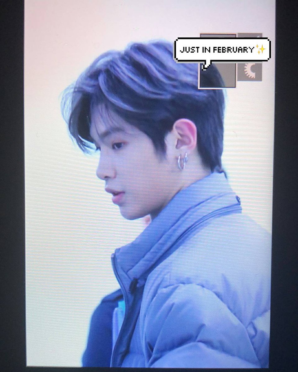 Just_inFebruary's tweet photo. #저스틴 #justin #黄明昊 
171203 GMP✨ https://t.co/oC34O890QD