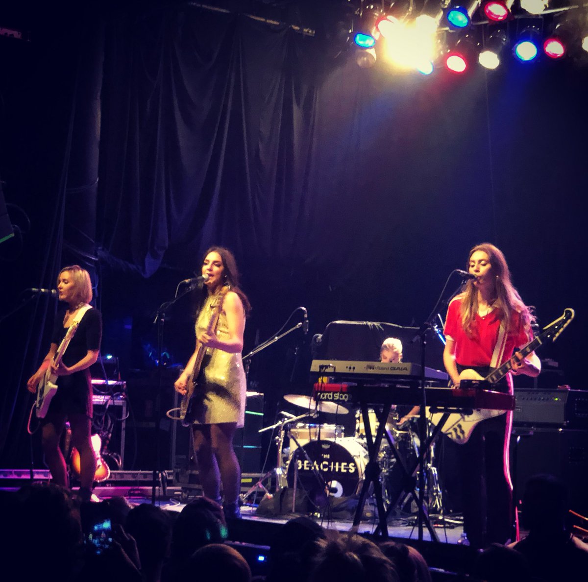 Indie88Toronto's tweet photo. Final night of their tour with @dfa1979 &amp; @thebeachesband are in maximum rock out mode!! Welcome home ladies - you killed it!! #thebeaches #rawkshow #lateshow https://t.co/RYt86ismWJ