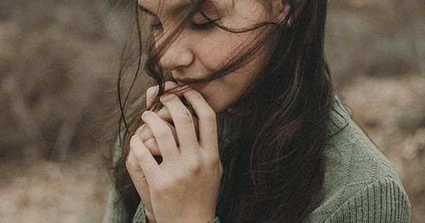 whoshotthephoto's tweet photo. Just Pinned to Boho Group Photography Board!: Cold #portraitmood #cold #50mm #girlmodel #portraitshot #portraits_ig #GenteRelendo #letsbe_alive #infinity_visual #igw_gothika #igw_mystica #creative_grammer #atdiff_moods #hvmansouls #allegorian_italian #i… https://t.co/bSliVtt0pE https://t.co/dJaQdoyB1Q