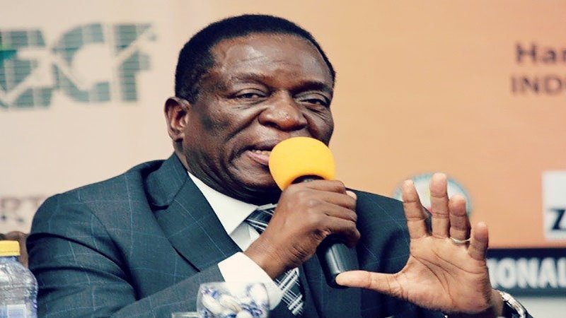 nurufm2012's tweet photo. #Habari Rais Emmerson Mnangagwa wa Zimbabwe jana aliwafuta kazi mawaziri wake wawili zikiwa zimepita siku mbili tu tangu awateuwe siku ya Alkhamisi.

Serikali mpya ya Zimbabwe imesema kuwa, mawaziri hao wamefutwa kazi kama sehemu ya kuheshimu katibu ya nchi hiyo. https://t.co/CyXHBz36TD