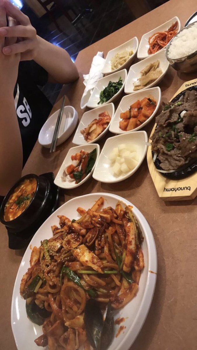 MarkLeonGrace's tweet photo. Mi Madre’s Restaurant. #MammasCooking #Portland #MaruKoreanRestaurant 😋 https://t.co/tqxcvXrOaZ