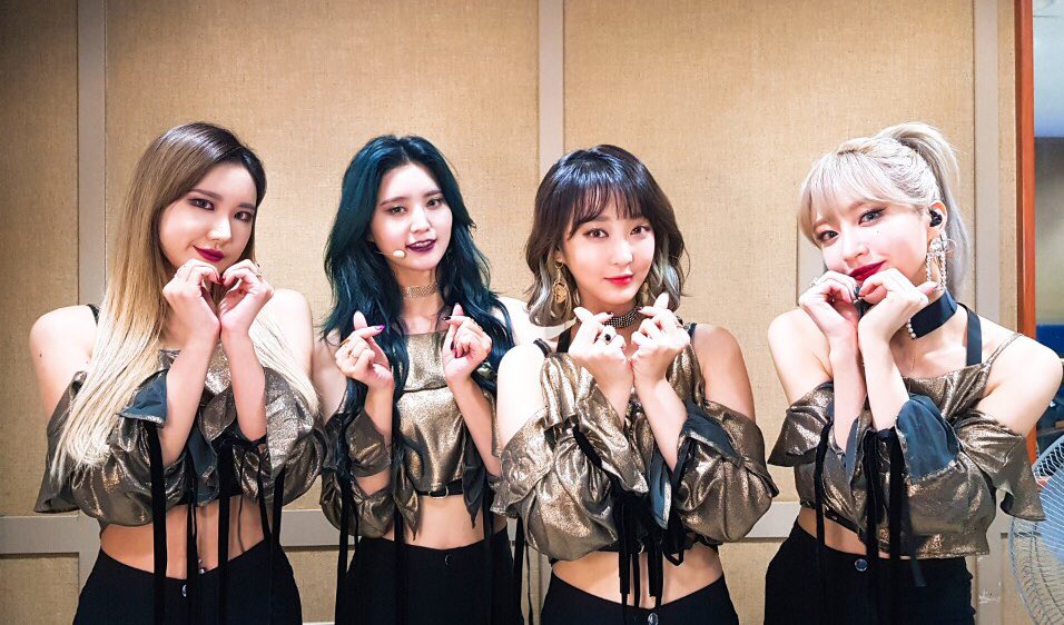 EXIDofficial's tweet photo. [#EXID] 우리 #LEGGO 들~ 이번 활동 너무 즐거웠고 항상 좋은 추억 만들어줘서 고맙고 또 고마워요❤️ 여러분 덕분에 너무너무너~~~무 행복했어요😍😍 어디 가지 말고 꼭 기다려줘요🤙 

#덜덜덜 #DDD #ㄷㄷㄷ #막방 
#고맙고_또_고마워 #조금만_기다려줘 https://t.co/MyNxVIp0uW