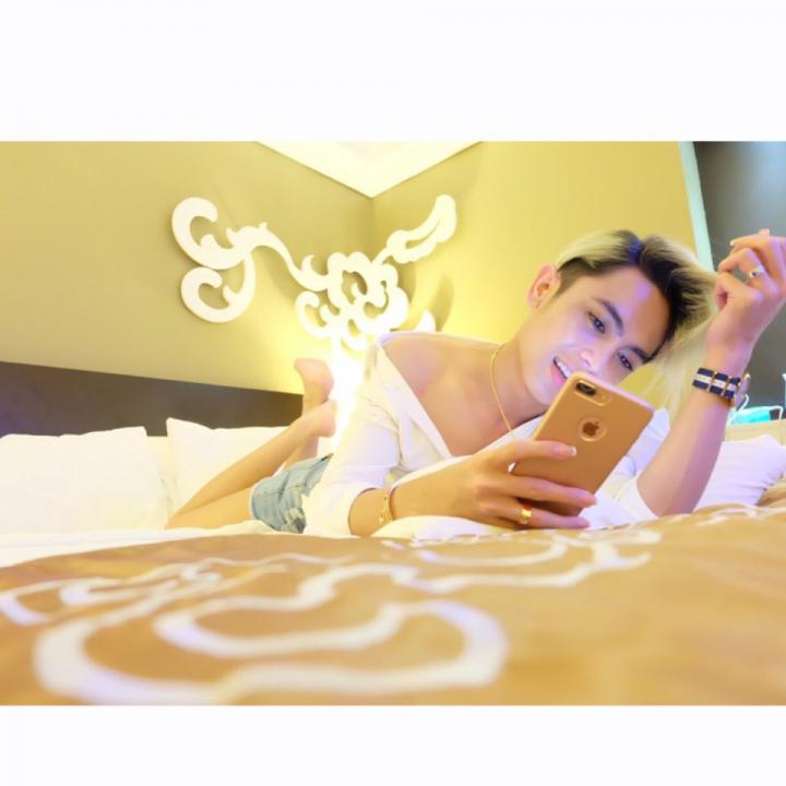 OMG! Kamu harus melihat ini. #BIGOLIVE.  
bigo.tv/sid/2111860676…