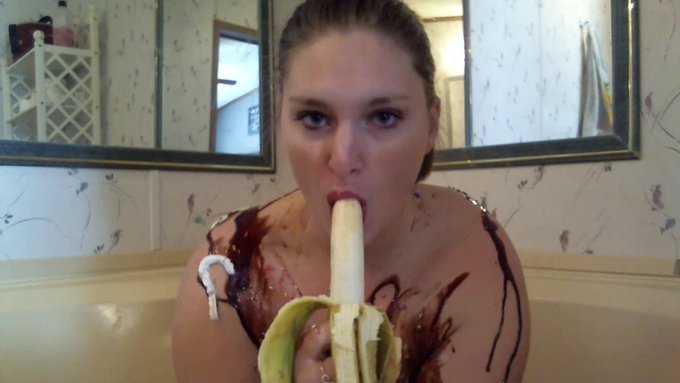 Just sold! Get yours! Happy Banana! Squirt Sundae. Get yours here https://t.co/WbVn2NCwBR @manyvids #MVSales<a href="/tag/mvsales"class="tags"><span>#mvsales</span></a>