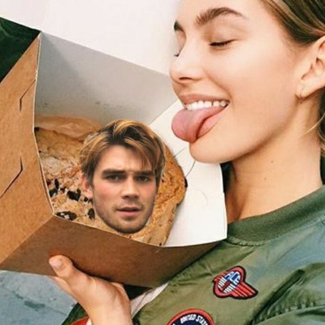 TESSANOBROOKS's tweet photo. #NewProfilePic #MattMadeThis #We’reJustBudsSinceForSomeoneReasonIHaveToStateThat https://t.co/bAqfHM0Wog