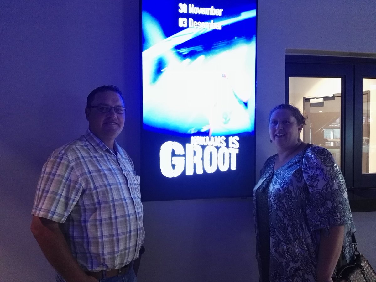 Ons is hier. :-) <a href="/AfrIsGroot/">Afrikaans is Groot</a>