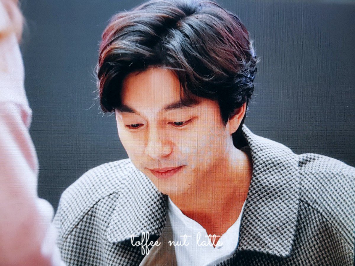 toffeenut710's tweet photo. 171203 SSG 모야 멈머야ㅠㅠ...? #공유 #공지철 #GongYoo #コン・ユ https://t.co/OodThAetYo