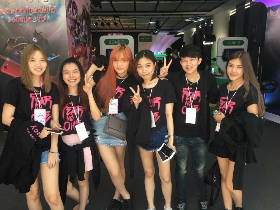 alpharedrov's tweet photo. เอ้า เข้ารอบชิงแล้วค๊าบบบ ฝากเชียร์สาวๆกลุ่ม พิ้งด้วย #Alphared #rov #Alphapink #frozenkiss https://t.co/gUehPAsU5e