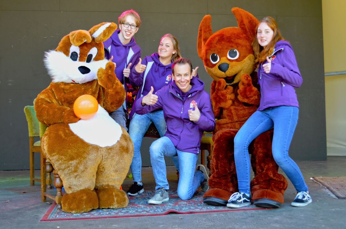 #VACATURE - MEDEWERKER #RECREATIE (SEIZOEN 2018)
Voor de #weekenden, #meivakantie, #zomervakantie en #herfstvakantie in 2018 zijn wij op zoek naar energieke #collega's voor ons recreatieteam. Kom jij komend #seizoen gezellig bij ons #werken? ow.ly/IfTe30gUzPk