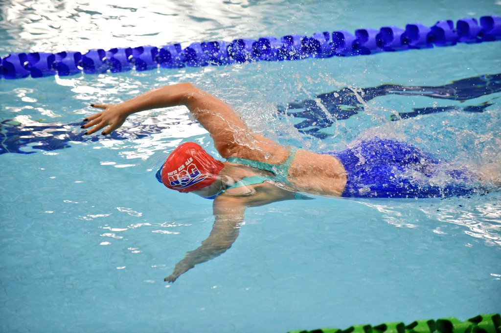 PaulMcRae5's tweet photo. @SwimWales @NofioClwyd @CardiffSwimClub #SWWC17 #SundayFunday a mixture of swimmers. Mens 200m breaststroke final heat, Nofio swimmer and one I can't make out 😝 https://t.co/N71fWDpwZz