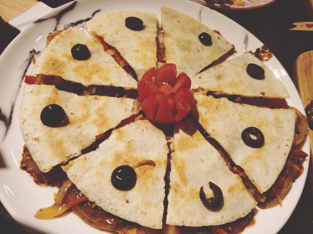 Azadaaa_'s tweet image. American Buddy's restaurant
Beautiful Day☺️