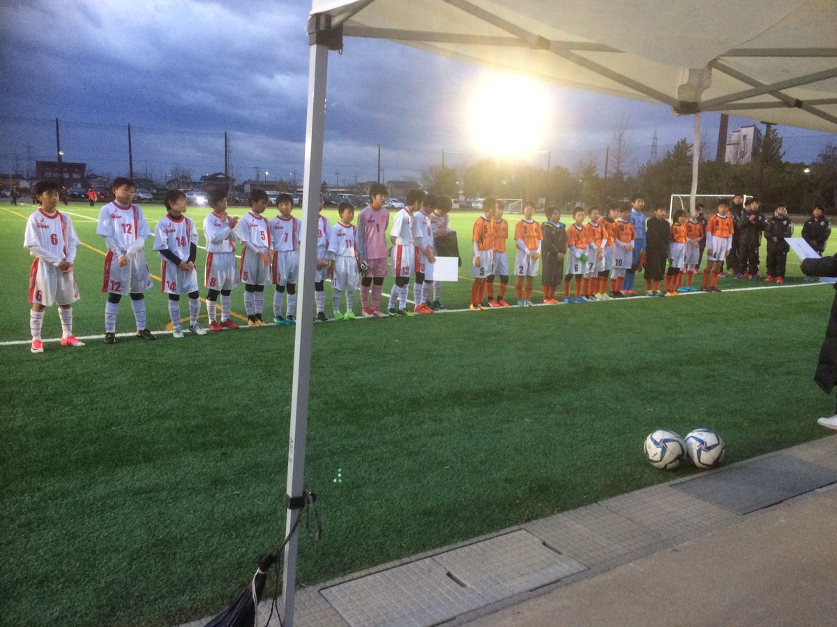 Y ふじい على تويتر 17 Southern Cup 大会関係者の方々 お疲れ様でした 優勝は金沢南jsc 準優勝は菊川fcジュニアでした 準決勝の審判をしてて 今の小学生のサッカーのレベルは高いな って思いました これからも是非 頑張ってほしいです