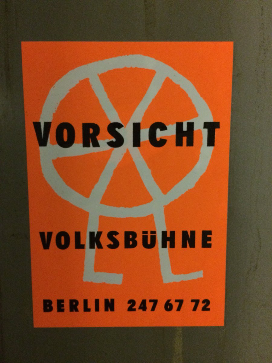 Stecken mitten in den Vorbereitungen  für DIEMASSNAHME. Es wird großartig und wir freuen uns auf euch. #vb6112 #b6112massnahme