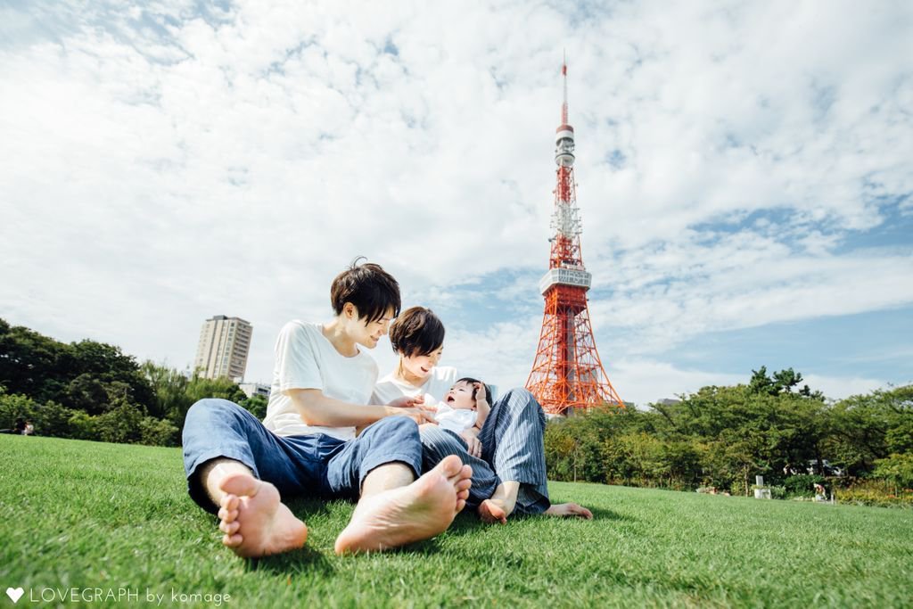 出張撮影lovegraph 東京 港区 東京タワー全体が綺麗に見える 芝公園 は写真撮影にぴったりの場所です 家族でゆっくりと散歩なんて休日も素敵ですね T Co Xhgt5ximwu