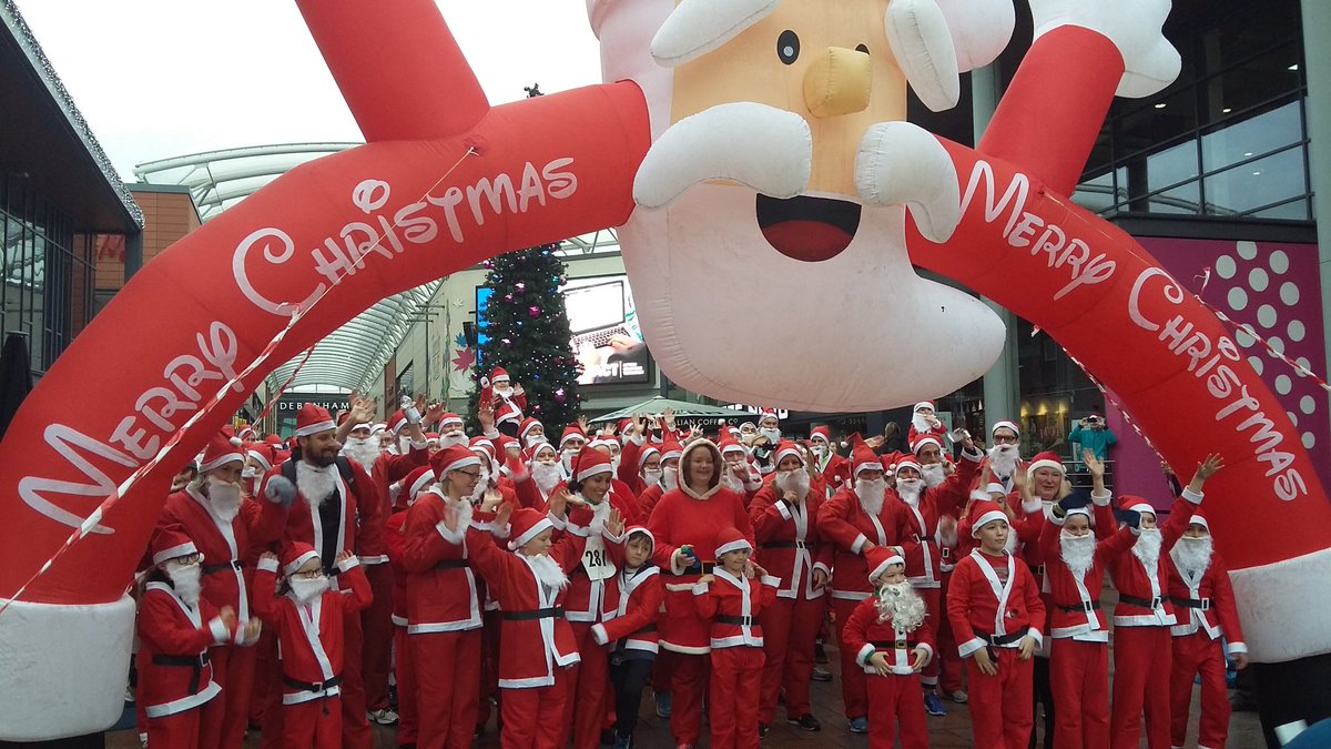 And they're off. Watch out Wakefield!