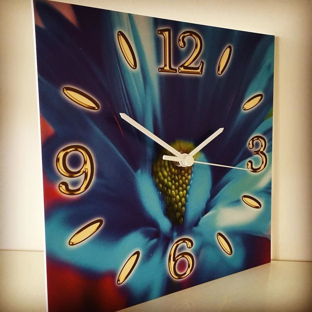 wallclockdesign's tweet photo. 🌸FLOWER🌺
• e-Collection soon online •
#bidimensionale #design #madeinitaly #party #wallclock #blue #colors #designclock #vintagedesign #lovemyjob #picoftheday #followme #follow4follow #instaitalia #coolclock #flower #gold #goldnumbers #bluflower https://t.co/ZxfT3Z8pCO https://t.co/D6SWb61xMc