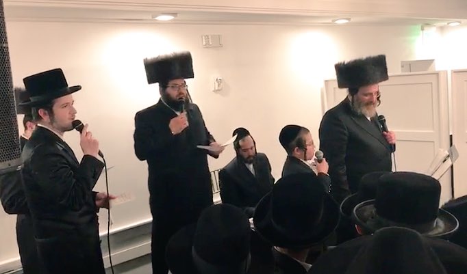 Jewish Music (@jewishmusichook) on Twitter photo Beautiful #MelavaMalka tonight by <a href="/TheShiraChoir/">Shira Choir</a> with the super <a href="/IsaacHonig/">Isaac Honig</a> & child soloist <a href="/ShulemSaal/">Shulem Saal</a> as leads music by <a href="/mendystekel/">Mendy Stekel</a> <a href="/LeibyFasten/">Leiby Fasten</a> <a href="/Hershyw/">Hershy Weinberger</a> <a href="/breuerchesky/">Chesky Breuer</a> Beautiful #MelavaMalka tonight by <a href="/TheShiraChoir/">Shira Choir</a> with the super <a href="/IsaacHonig/">Isaac Honig</a> & child soloist <a href="/ShulemSaal/">Shulem Saal</a> as leads music by <a href="/mendystekel/">Mendy Stekel</a> <a href="/LeibyFasten/">Leiby Fasten</a> <a href="/Hershyw/">Hershy Weinberger</a> <a href="/breuerchesky/">Chesky Breuer</a>