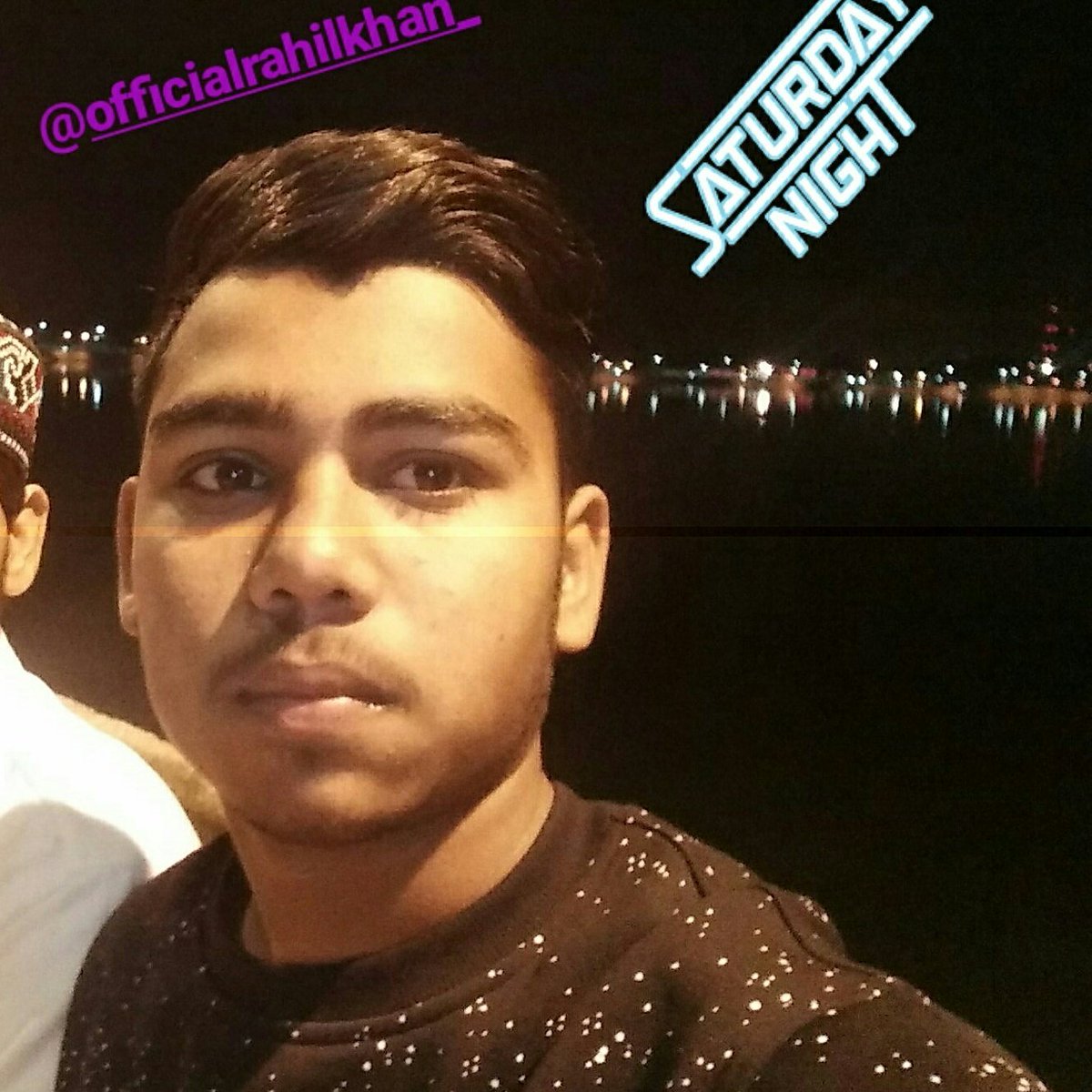 Rahil_khan_ tweet picture