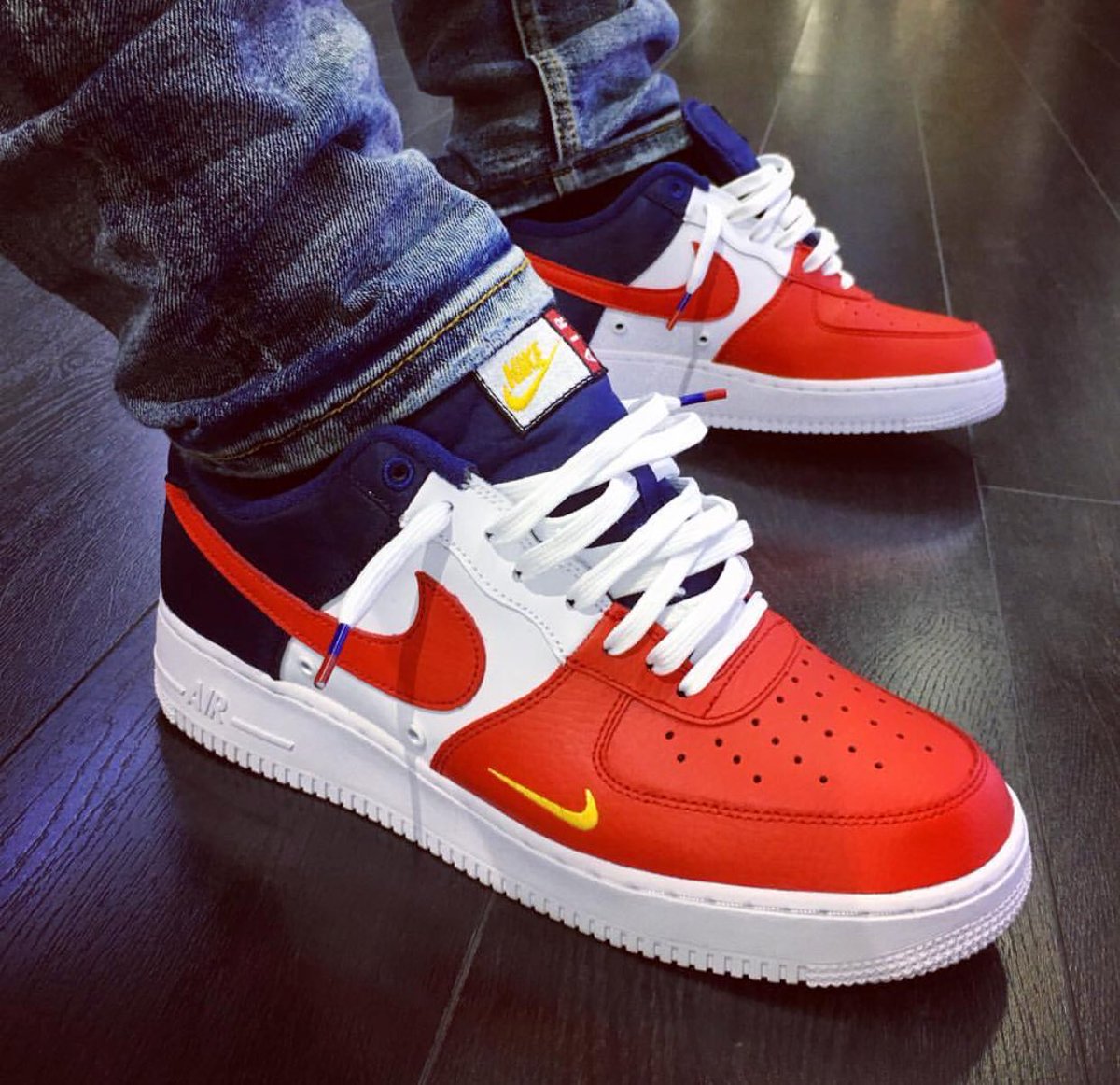 SneakerPics23's tweet photo. RT if you'd Rock https://t.co/ZyVAYGM2NL