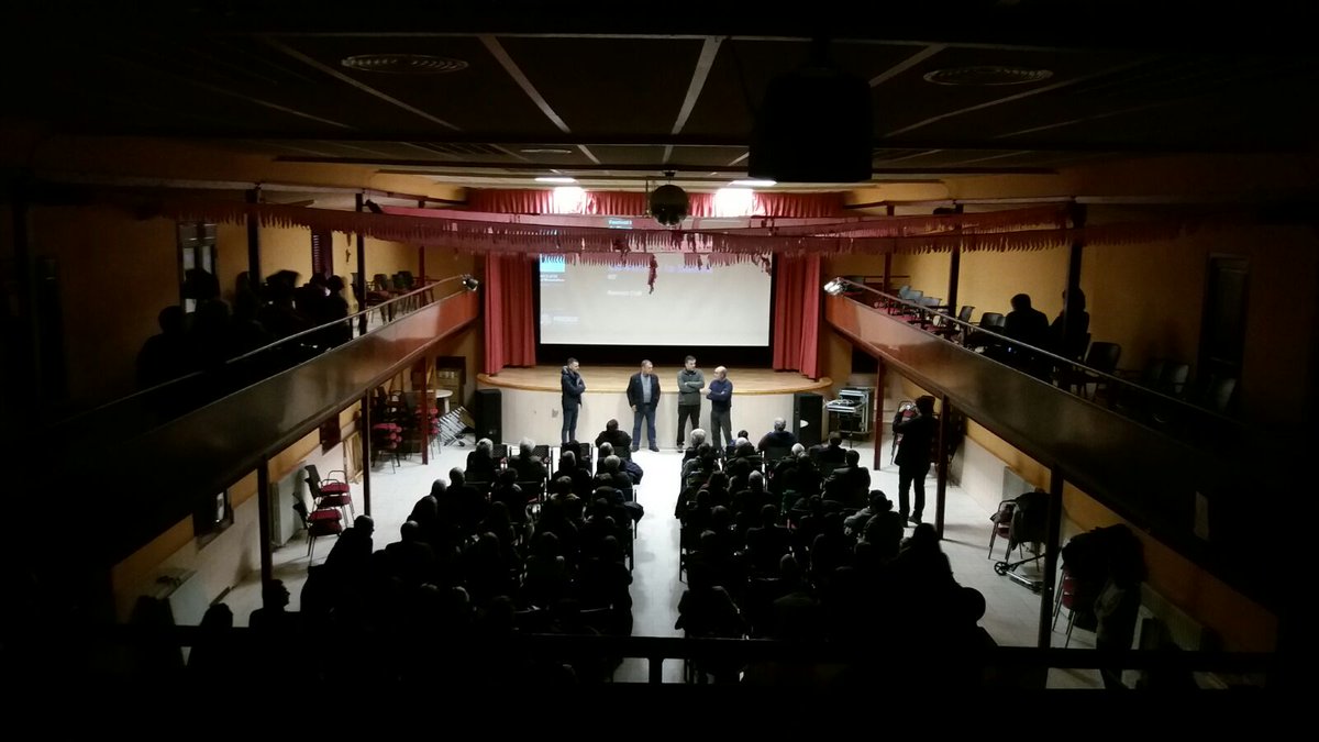 mostfestival's tweet photo. Inaugurem el Tast de Santa  Bàrbara a Bellmunt del #Priorat amb la projecció de La vinya i la banya de Raimon Coll a l'Euterpe. Sala plena amb molta set de #Most2017 i #culturadelvi https://t.co/3BN7KKHFH9