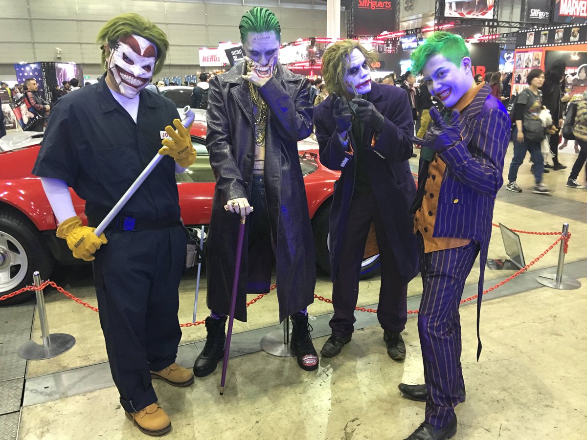 asmotan's tweet image. Have totally forgot to tweet but we've had a Joker get-together at Tokyo Comic Con yesterday!
ツイートし忘れてたけど、昨日はこんな感じでジョーカー大集合してましたw
#東京コミコン #東京コミコンコスプレ #TokyoComicCon
