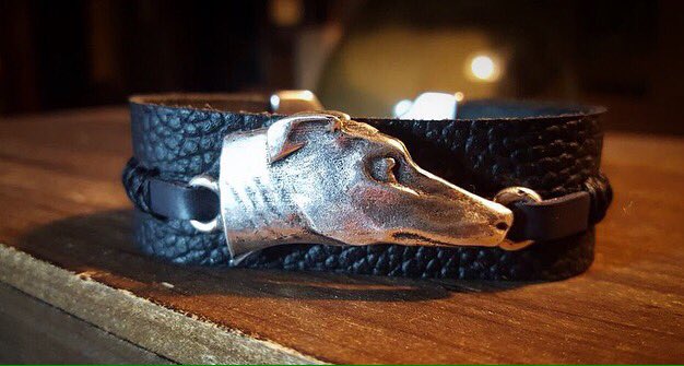mis_pulseras's tweet photo. Amor perruno
#tiendaonline #bisuteriacreativa #piel #MPYD https://t.co/h2QUe9cce5