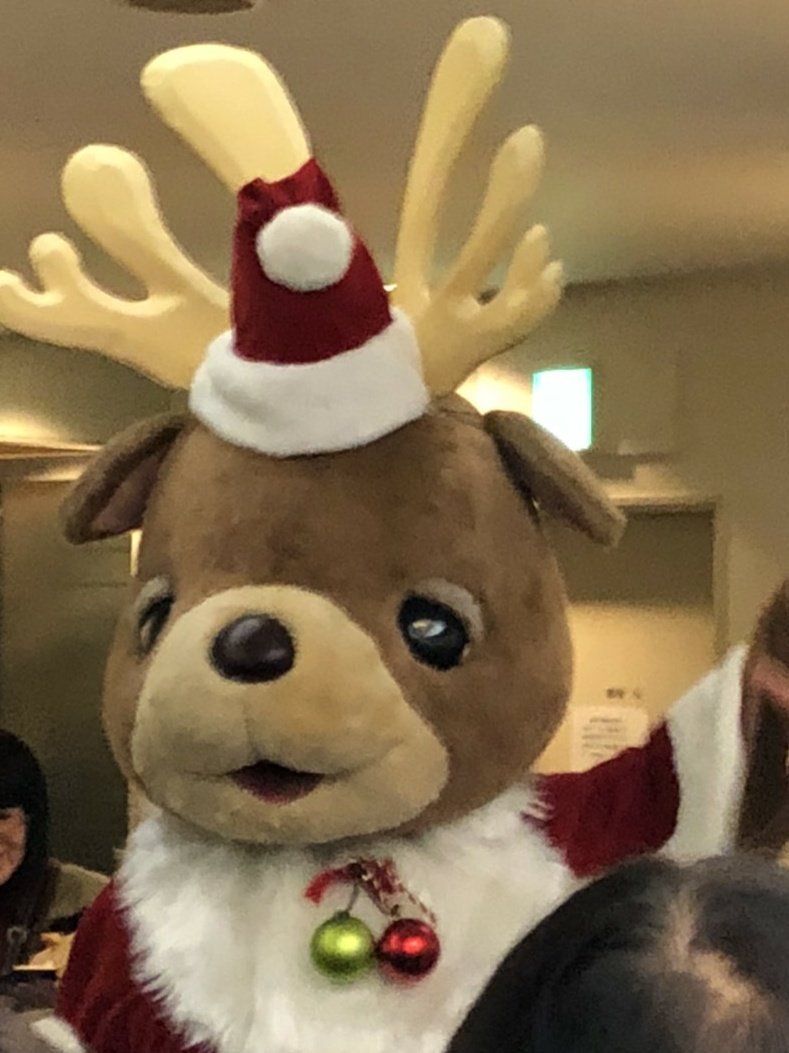 masapomm's tweet photo. 本日💖キムジェウォン💖さんのファンミーティングに行ってきました😂😍😍💓ほんとに素敵な人で💎✨フレンドリーで優しくて笑顔☺がやっぱり😂👍🏻
なんと3回も握手してもらって見つめ合って ふふww👯とっても幸せな時間でした😍😍ヘンセさんの司会も楽しかった😂あー💖💭
＃キム・ジェウォン https://t.co/wlLLTvxavI