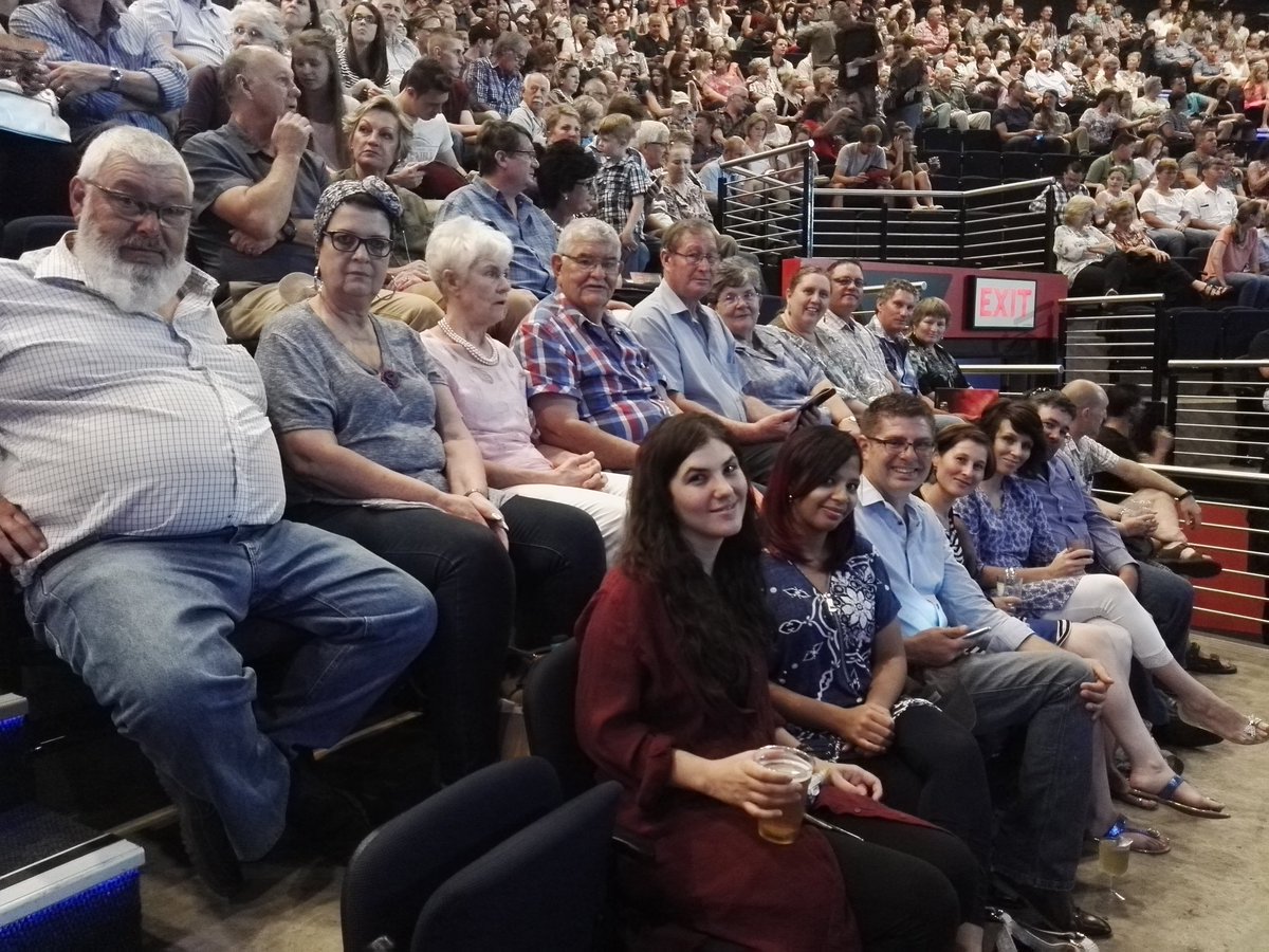 Whoop whoop <a href="/AfrIsGroot/">Afrikaans is Groot</a>