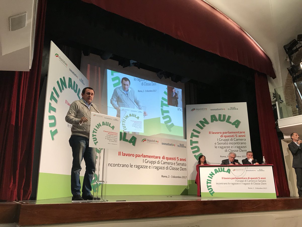 Deputatipd's tweet photo. “Il punto centrale della politica del Pd è sempre stato il #lavoro. È la nostra ossessione. Perché il lavoro è un diritto ma anche e soprattutto è dignità”. 
@Ettore_Rosato a #classedem https://t.co/Secpjr37o2