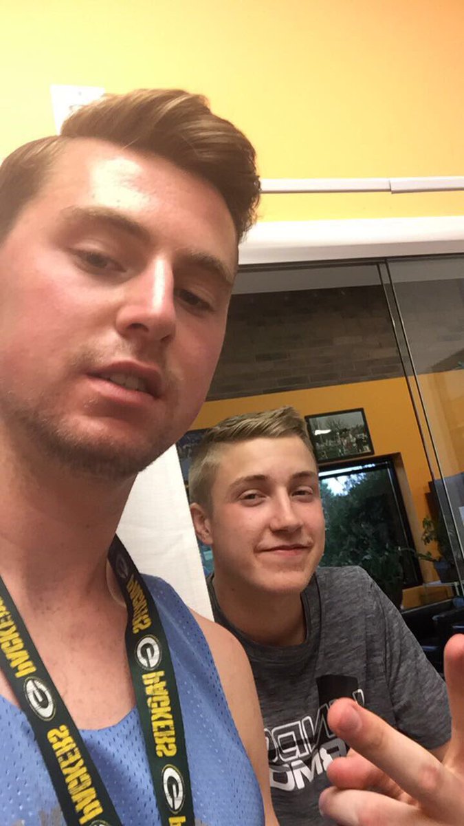 papaphil19's tweet image. Happy 18th to my guy Breunig!! Hope she's a good one brotha man. #shootershoot #threeball @NBreunig3