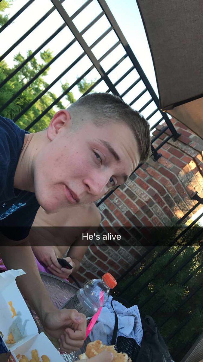 papaphil19's tweet image. Happy 18th to my guy Breunig!! Hope she's a good one brotha man. #shootershoot #threeball @NBreunig3