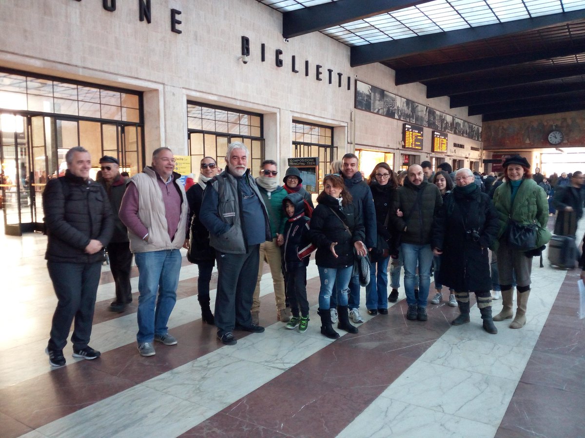 #firenze invasa da delegazione #gam e <a href="/garspescia/">g.a.r.s.pescia -</a>  <a href="/MAF_Firenze/">MAF_Firenze</a> #pretiosavitrea #domenicalmuseo <a href="/CarloCorto67/">Carlo Cortopassi</a> <a href="/Ripresa78/">Gianpaolo</a> <a href="/Marielaq81/">Mariela Quartararo</a> <a href="/trinci67/">Gino Trinci</a> <a href="/kg/">kristy graves</a>