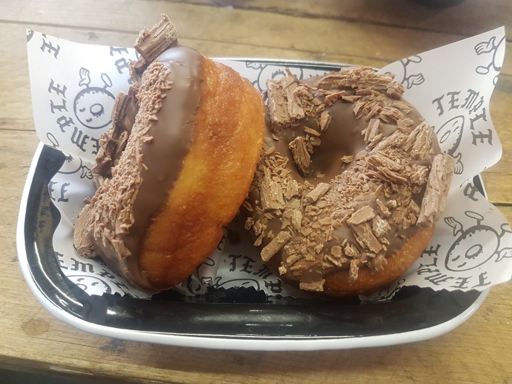 Temple Coffee and Donuts, Leeds livebytheforkblog.wordpress.com/2017/12/03/tem…