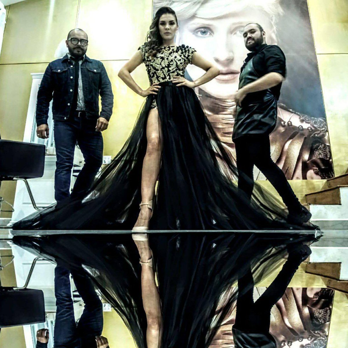 Espectacularmente bella, #LauraCaro lista para presentarse en concierto privado en su natal #Tijuana.