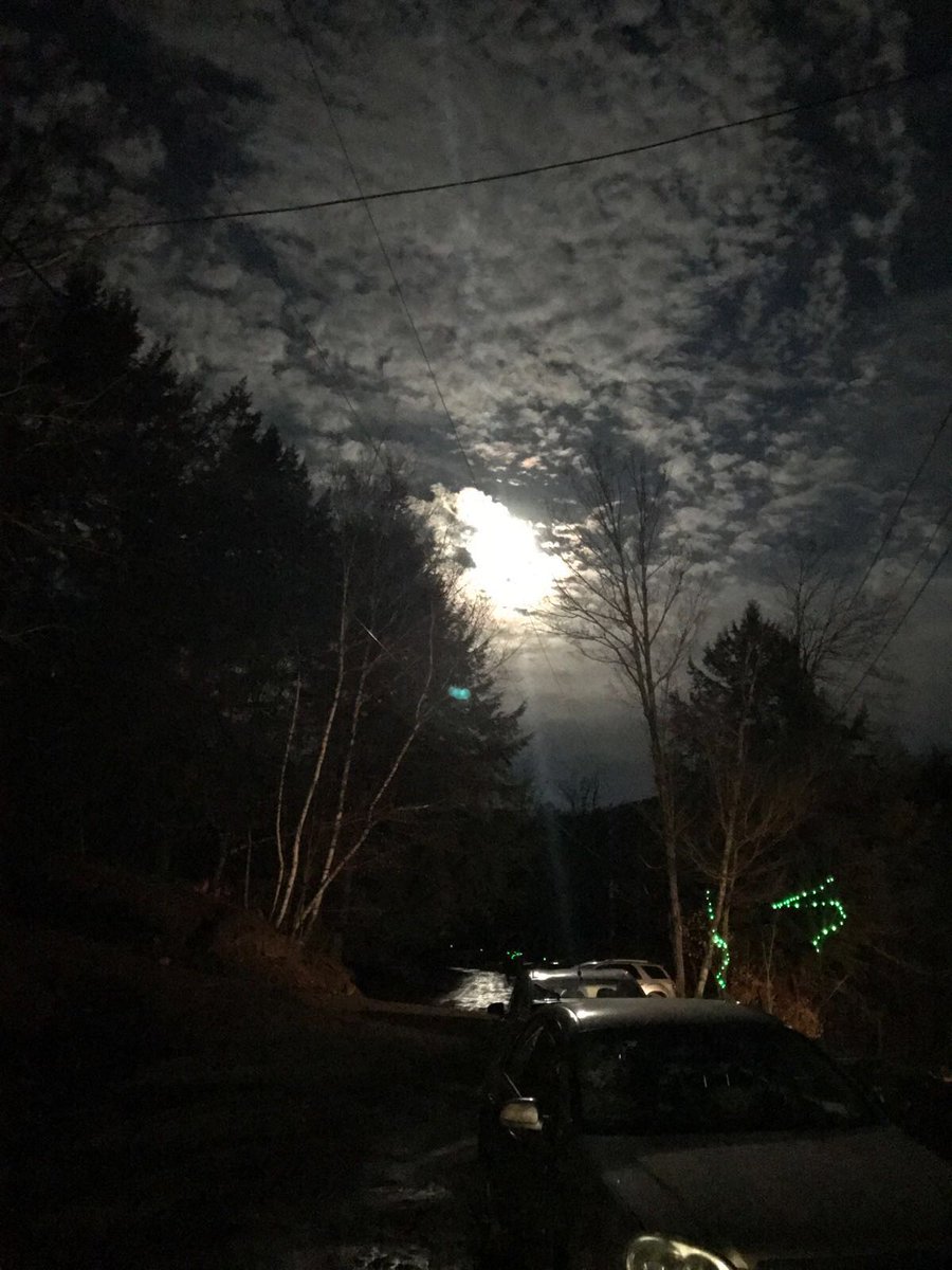 TMOAmerica's tweet photo. Every year on the 12th of Rabiyal Awwal, the blessed birth of the Holy Last Messenger صلي الله عليه وسلم, there is some miracle that takes place. This was quite evident this year as well. https://t.co/mQN8CnHrBy