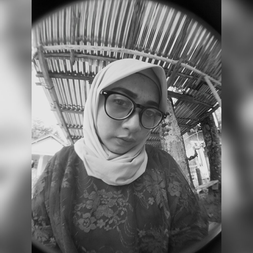 SiixtiinaWN's tweet photo. Kegedean idungkah?? https://t.co/xKUoRvDwvM
