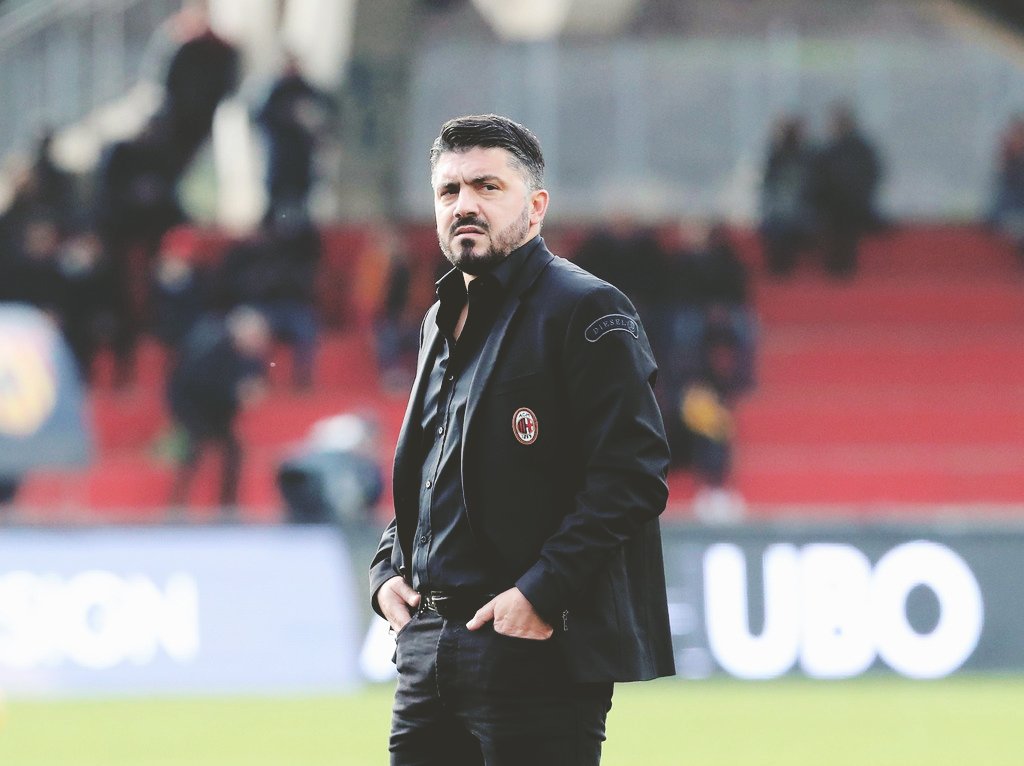 "Bilemem kardeş. Meyveyi soymadan içinden ne çıkacak bilemem.."