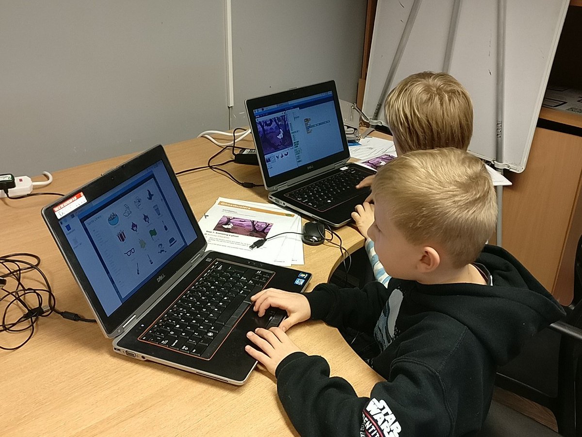 TamesideDojo's tweet photo. Some festive #scratch and awesome @RyanteckLTD #snowpi fun at #Tameside @CoderDojo - lots of first time coding and soldering! https://t.co/IAU969elRZ