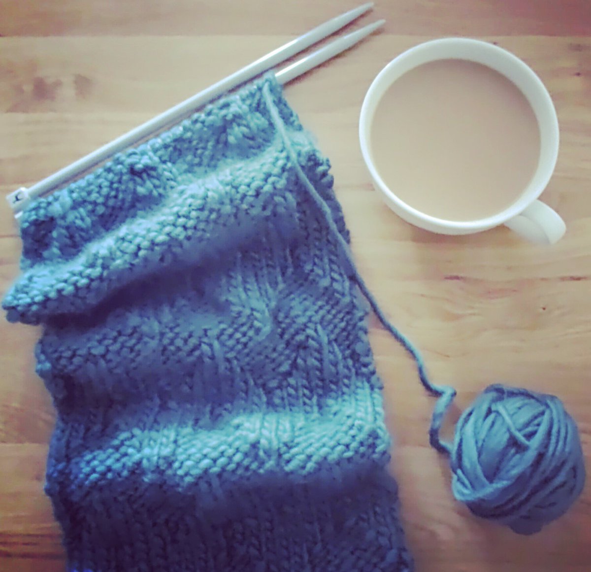 craftessltd's tweet photo. Knitting and tea = a perfect Sunday afternoon ππ» What are you crafting today? #craftess #craftsposure #craftastic #iknit #etsyseller #knittingkits #ipadcover #tabletcover #knittingaddict #handmade https://t.co/2WbU3h230z
