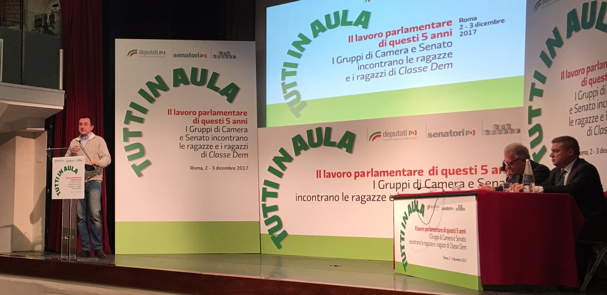 Ettore_Rosato's tweet photo. Confronto sulle cose fatte e sulle cose da fare con ragazze e ai ragazzi di #ClasseDem. Ed in particolare sul lavoro, perchè i numeri e le storie delle persone ci dicono che c'è un milione di lavoratori in più, ma la nostra ossessione è per quelli che ancora un lavoro lo cercano. https://t.co/wpFZPTZJ8M