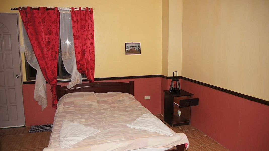 CheapRoomMactan's tweet photo. #CheapSmallRoomMactan https://t.co/V1xcIc0OGJ #NearCebuInternationalAirport Nice clean and friendly  https://t.co/1da8KPCsOw https://t.co/566zASI1i0