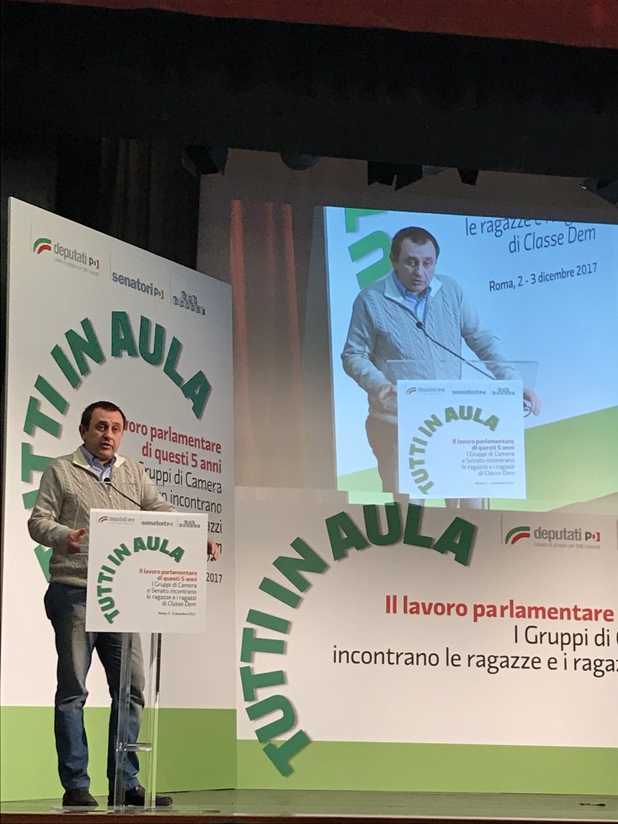 Matteo_LT's tweet photo. #ClasseDem #FormazionePD Il Min. Minniti ha aperto la seconda giornata chiarendo ciò che differenzia il PD dai populisti:“noi stiamo al fianco di chi ha paura con l’obiettivo di aiutarlo a superarla. I populisti con l’obiettivo di alimentarla”. In seguito i due Capogruppo PD. https://t.co/Y00hNnLGtS
