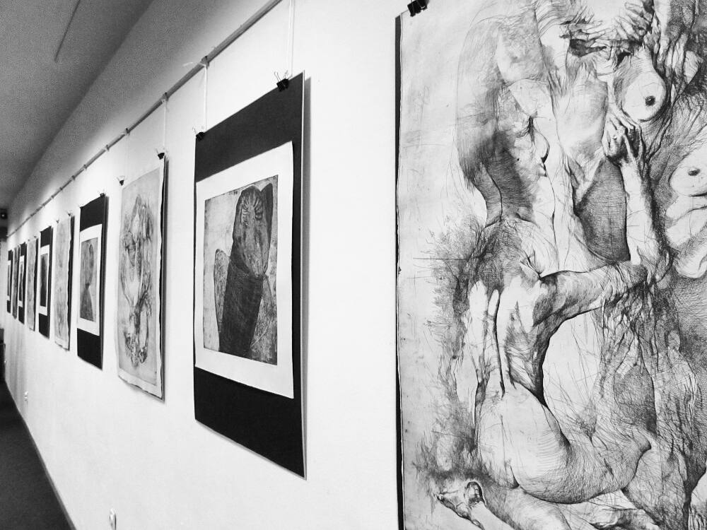 ANIMApmaking's tweet photo. We just opened our new exhibition in Tesanj, Bosnia and Herzegovina! Open untill January
#art #arte #printmaking #kunst #intaglio #etching #exhibition #artshow #contemporaryart #fineart #new #tesanj #Bosnia #BiH https://t.co/NalFFehspn